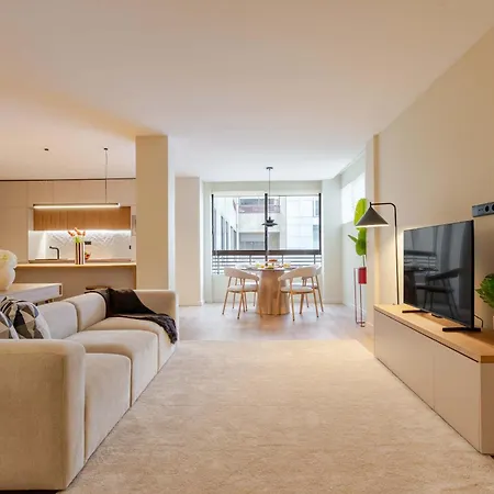 Modern Open Plan Elegance By Hostwise Apartamento *