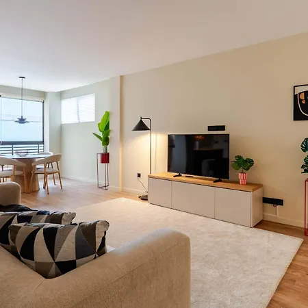 Modern Open Plan Elegance By Hostwise