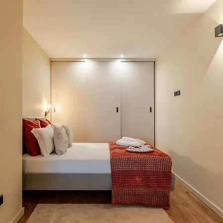 Modern Open Plan Elegance By Hostwise Apartament *