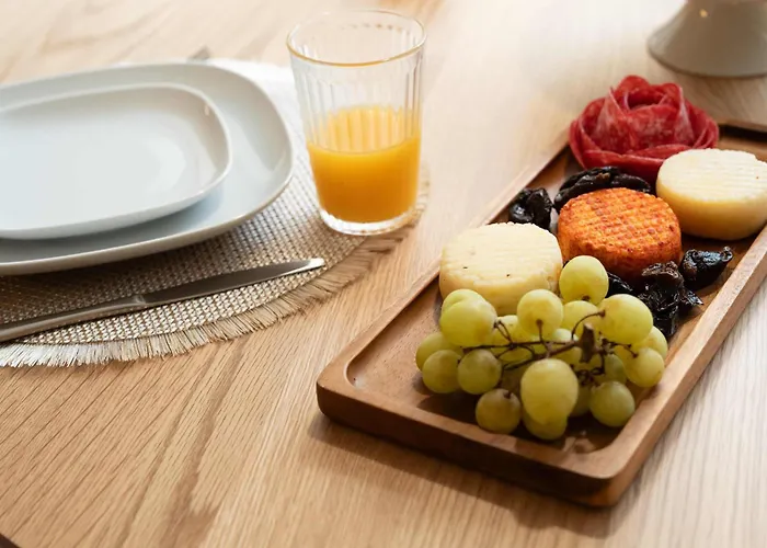 Modern Open Plan Elegance By Hostwise Apartamento