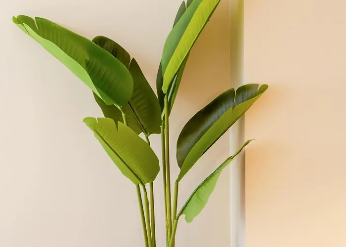 Lejlighed Modern Open Plan Elegance By Hostwise